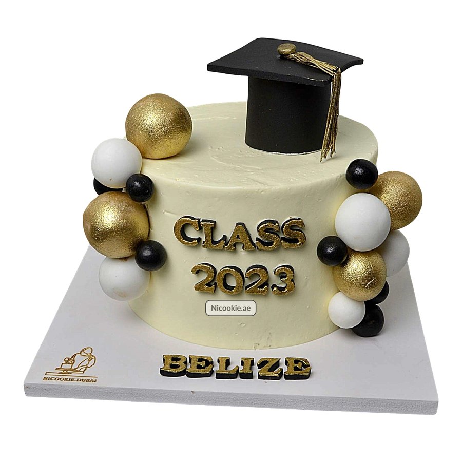 Graduation cake with a cap, "Class 2023", and "Belize" text.